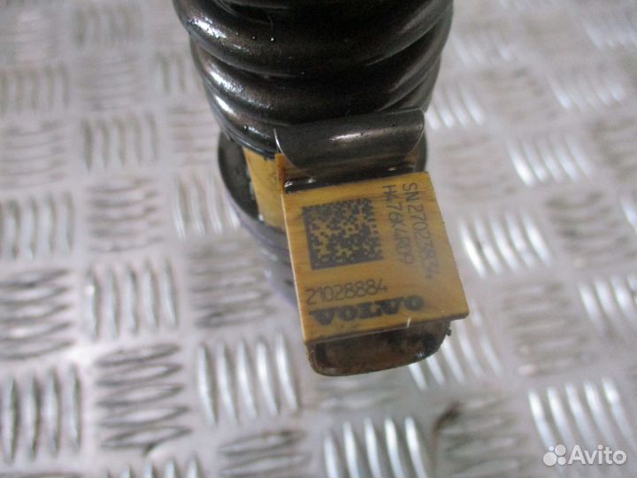 Насос-форсунка с.н.27023834 Volvo 21028884