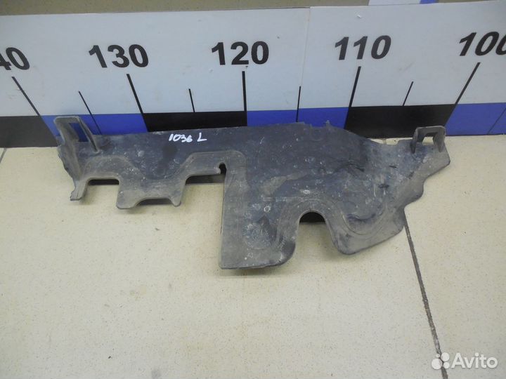 Воздуховод радиатора левый Tiguan 2007-2011