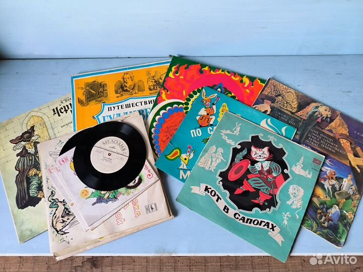 Проигрыватель виниловых пластинок СССР