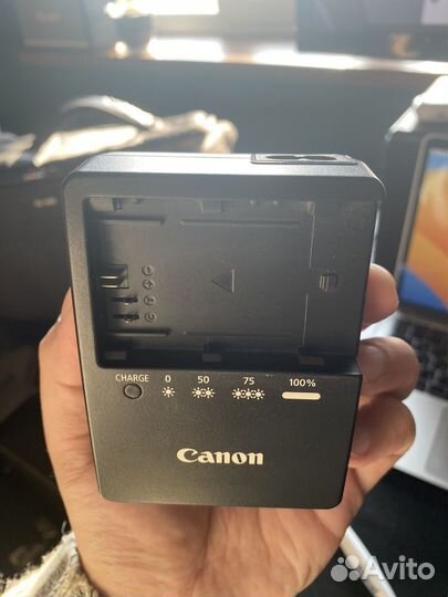 Canon battery charger LC e6e