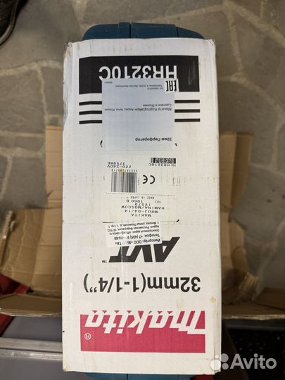 Перфоратор makita HR3210C