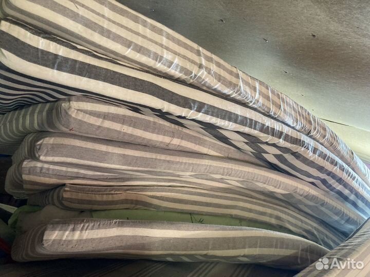 Раскладушка с матрасом