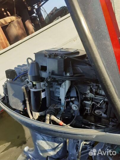 Лодочный подвесной мотор ymaha 40