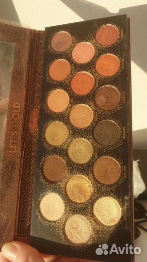 Тени для век паллетка