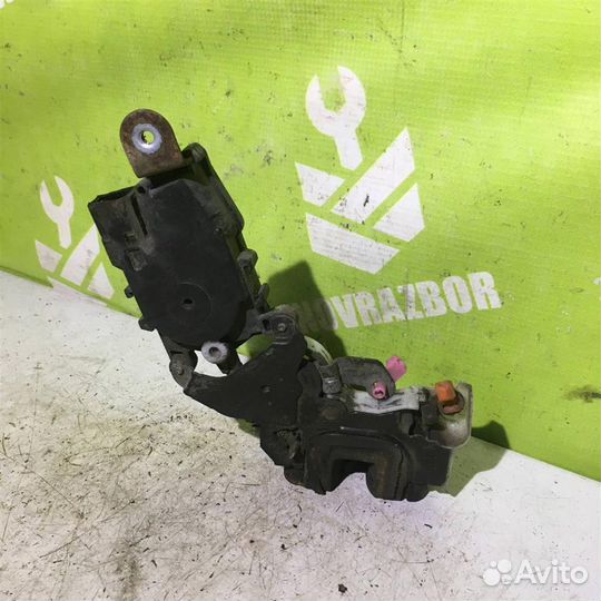 Замок двери задней правой Субару Форестер 10