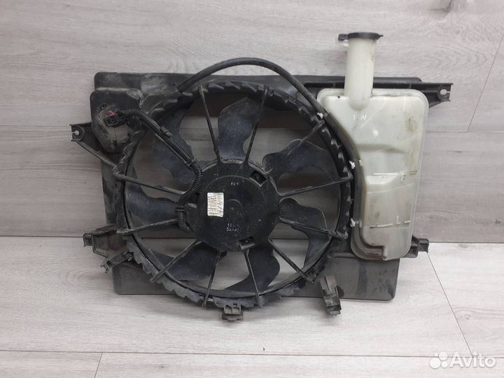 Вентилятор радиатора Kia Cerato 3