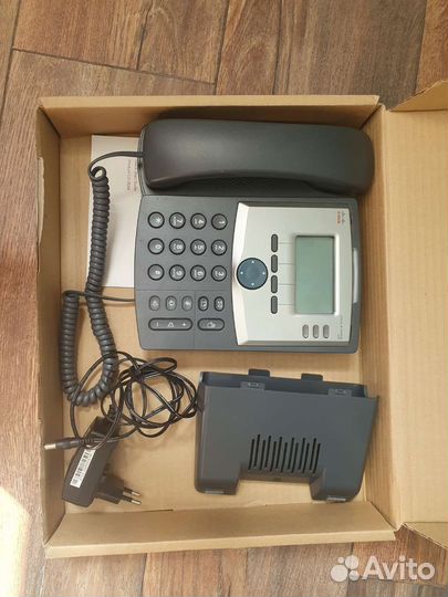 Ip телефон Cisco spa303