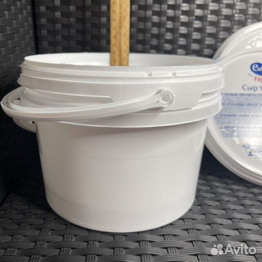 Ведра пластиковые 2 литра