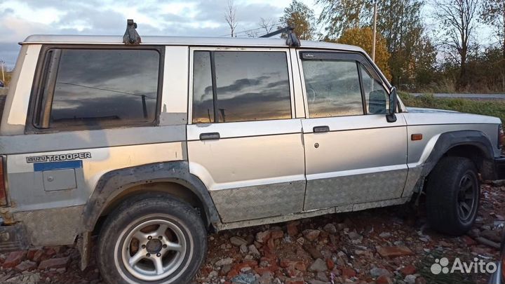 Isuzu Trooper 2.6 МТ, 1991, 348 025 км