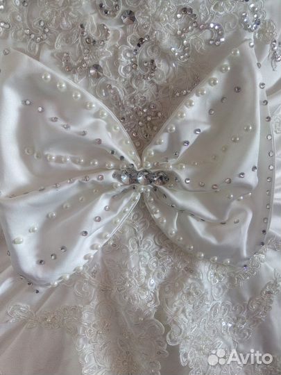 Свадебные платья