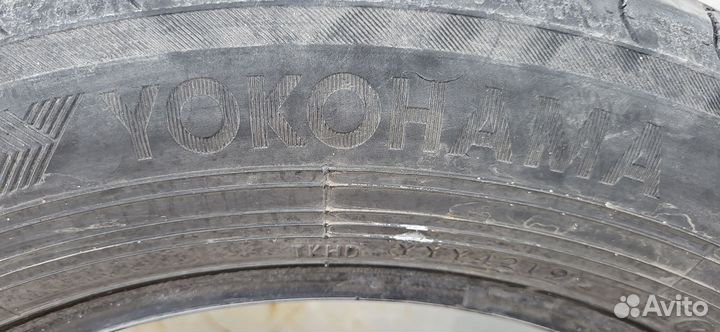 Yokohama BluEarth RV-02 225/60 R18