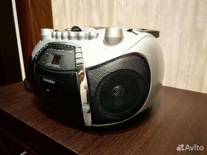 Магнитола бу Stingray