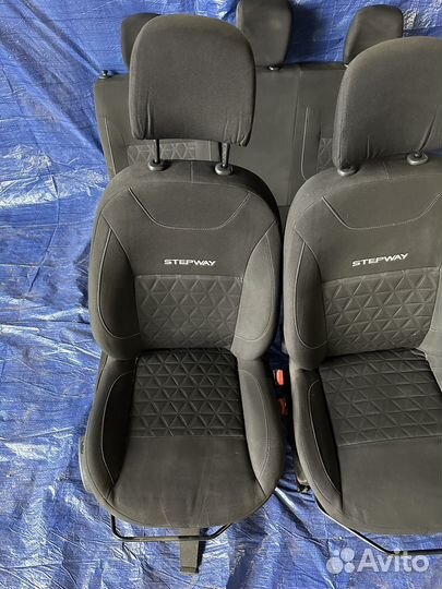 Сидения Renault Sandero Stepway 2