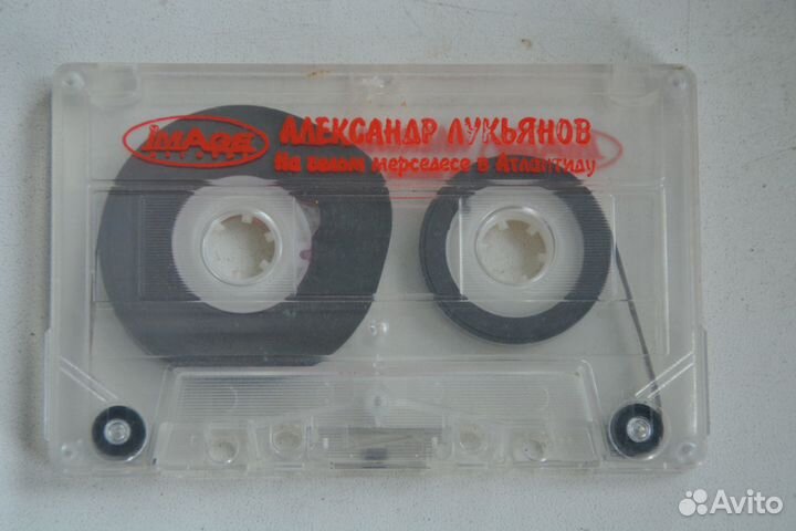 Кассета с музыкой