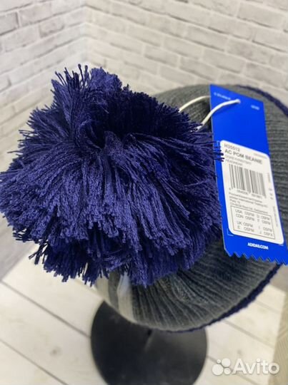 Шапкас помпоном Adidas оригинал р-ры разные