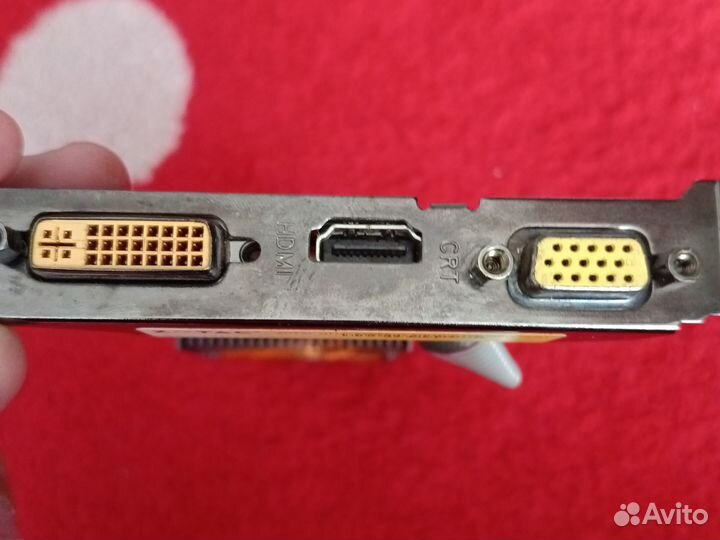 Процессор r3 2200g, gt520 1gb