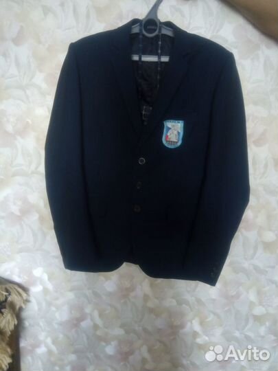 Школьный пиджак