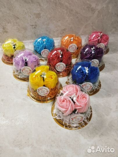 Розы из мыла в куполе на 8 марта