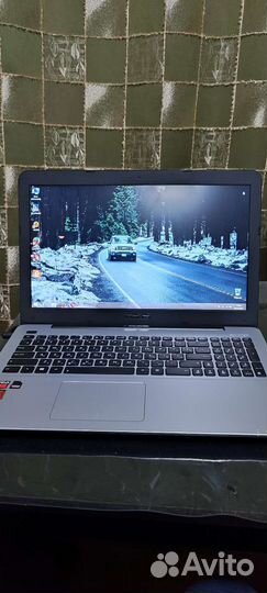 Продаю ноутбук asus x555y
