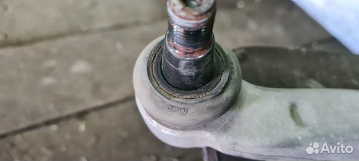 Рычаг передний нижний на audi a6c7