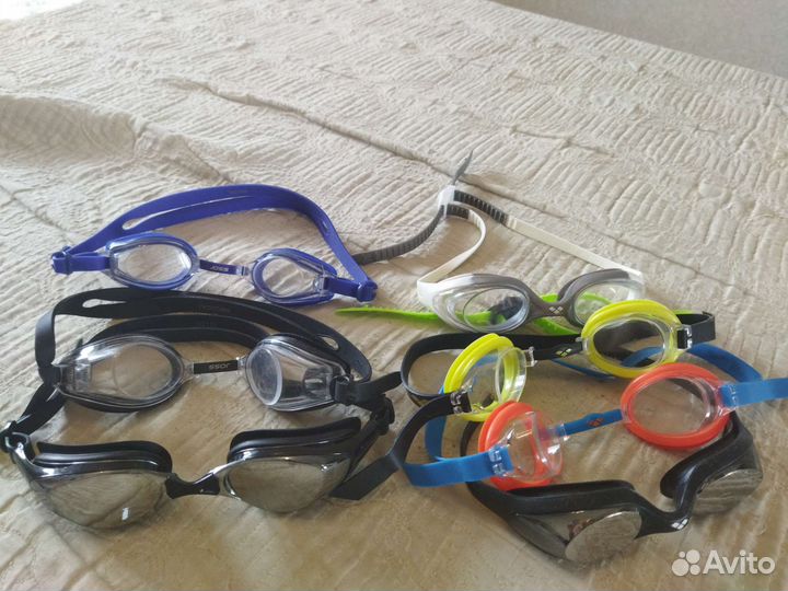Очки для плавания