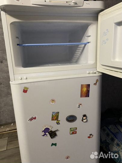 Продам холодильник рабочий бу