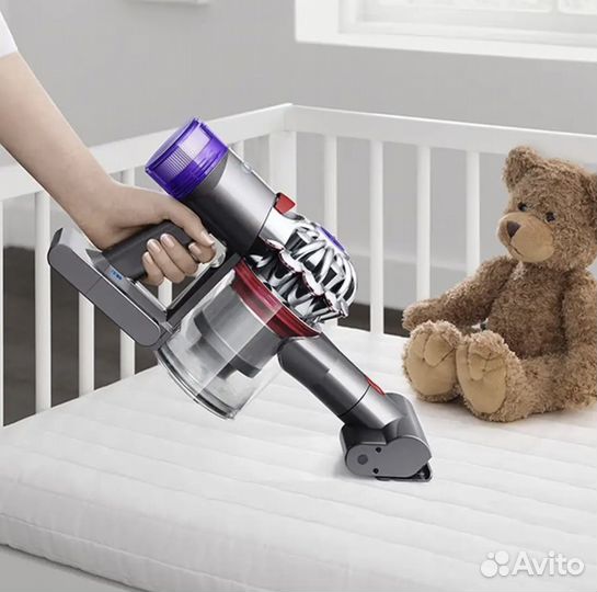 Пылесос Dyson V8 Slim Fluffy Extra