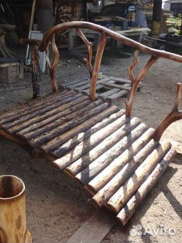 Садовые качели из дерева