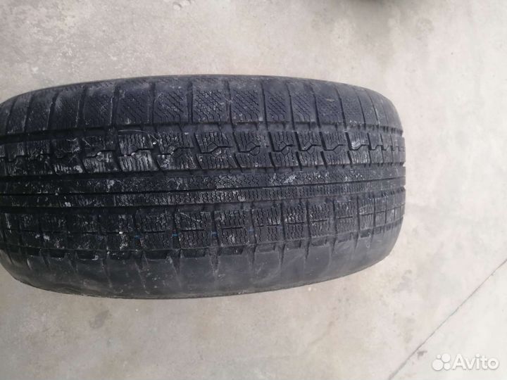 Bridgestone Alenza Sport 285/45 R19