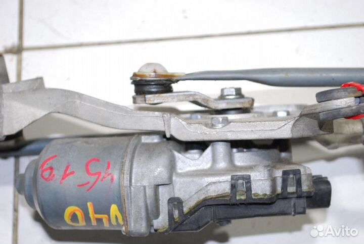 Трапеция стеклоочистителя передняя Toyota Camry 40