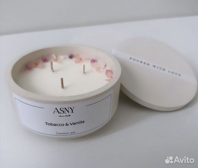 Ароматическая свеча ручной работы