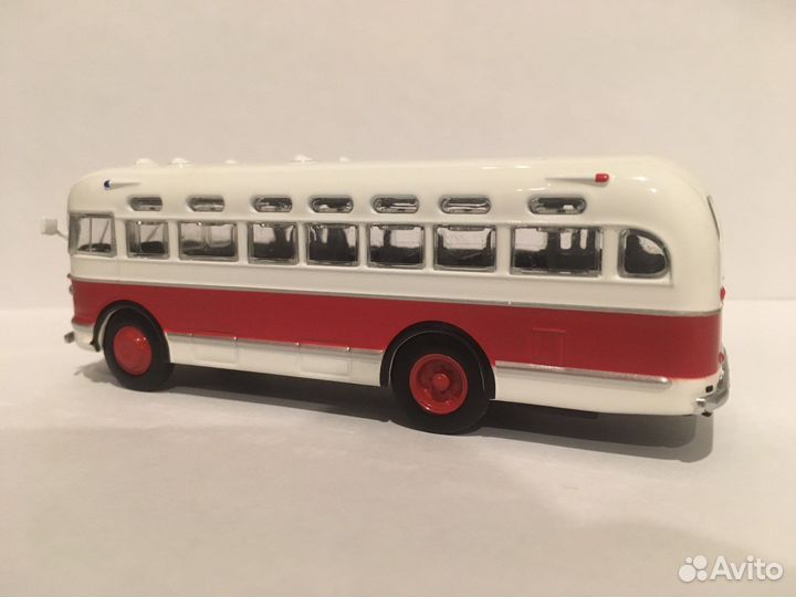 Модель автобусов в масштабе 1:72