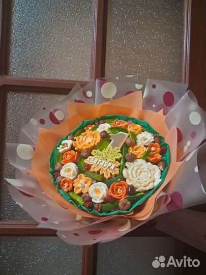 Букеты к 1 сентября из шоколада и сухофруктов