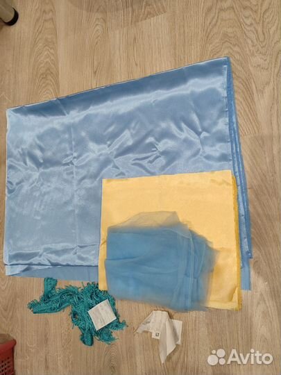 Отрез ткани креп- сатин, фатин