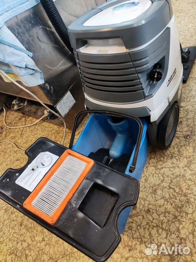 Пылесос Karcher с аквафильтром
