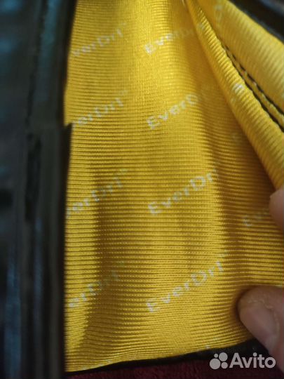 Боксерские перчатки