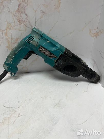 Перфоратор Makita HR 2450