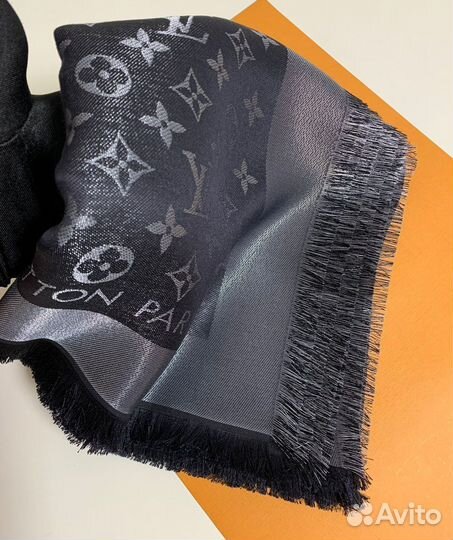 Платок женский Louis Vuitton оригинал