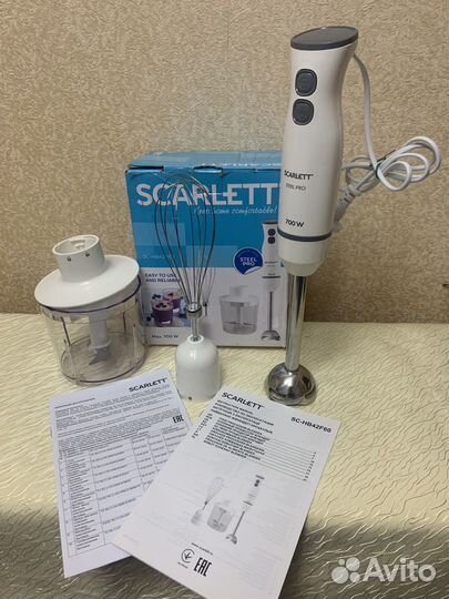 Погружной блендер Scarlett SC-HB42F60, белый