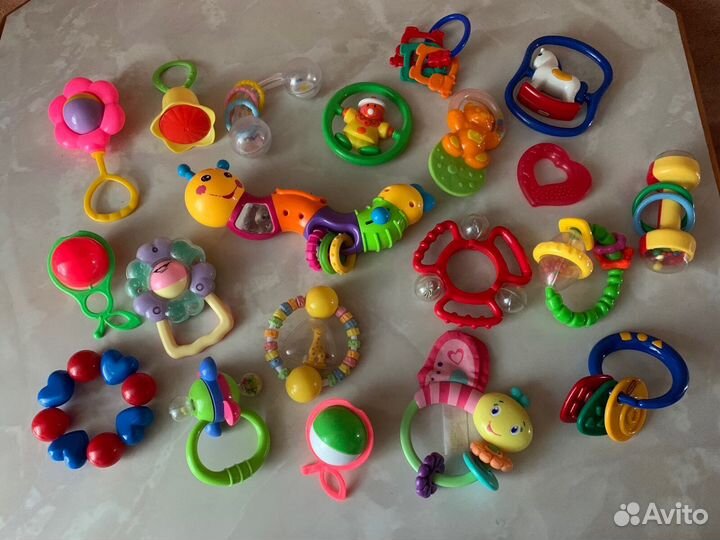 Развивающие игрушки пакетом