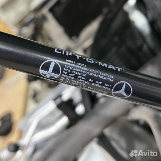 Амортизаторы капота мерседес w211