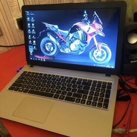 Asus K540L- i3-5005U, 920M, 12GB, SSD