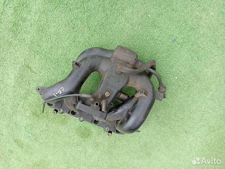 Коллектор впускной Ford Focus 1 универсал 2.0 2002