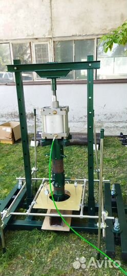 Установка для штамповых испытаний грунтов