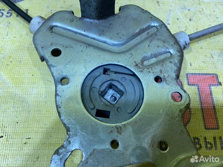 Стеклоподъемник задний левый Mitsubishi Lancer 9