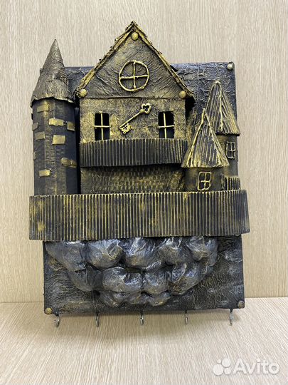 Ключница настенная