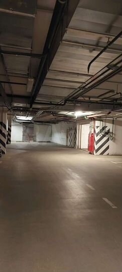 Машиноместо, 14 м²