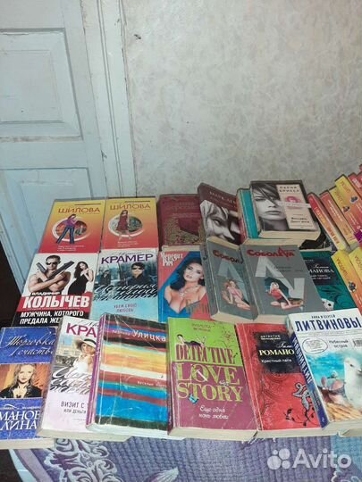 Детективы в мягком переплете