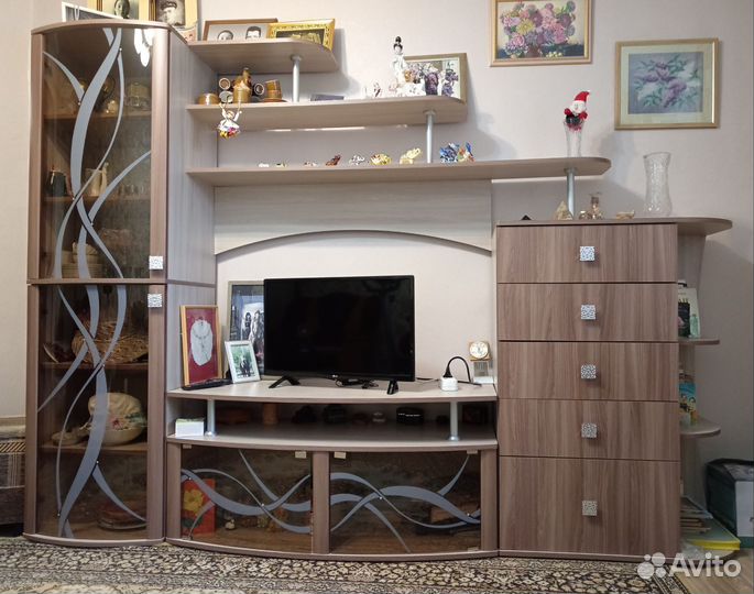 Стенка в гостиную бу