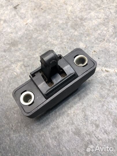 Замок багажника logan 2